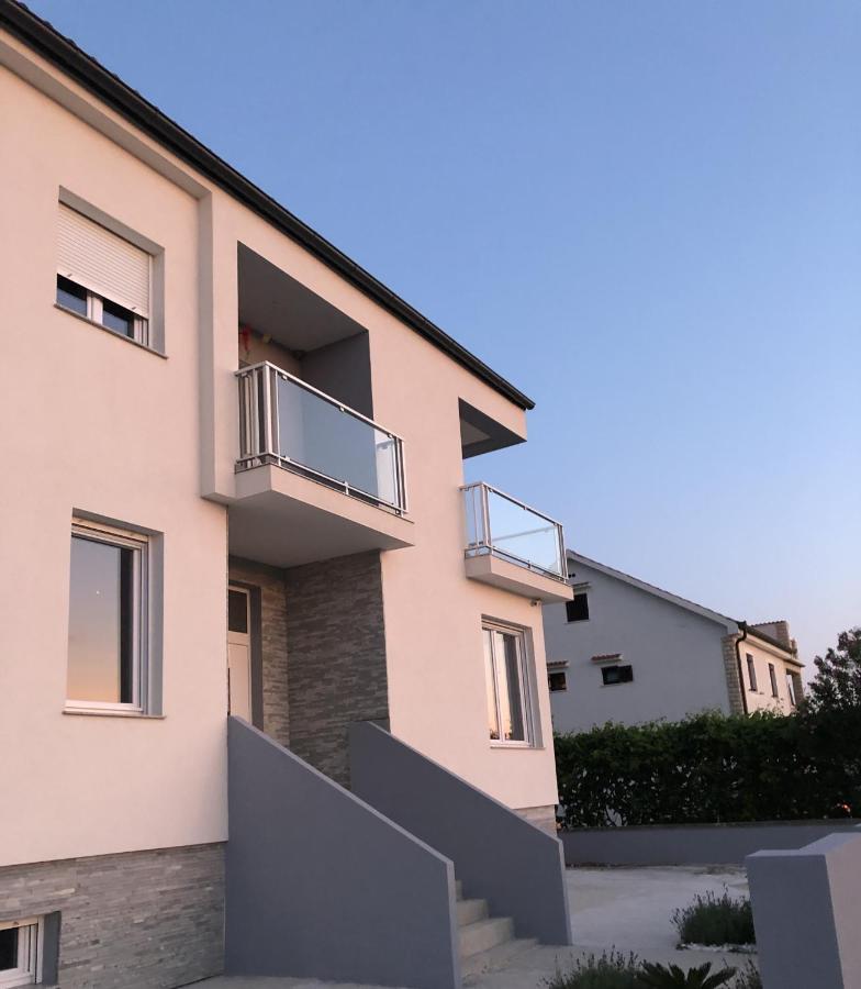 Apartments Villa Prima Privlaka  Exterior photo